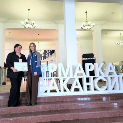 Сотрудники АО «Аммоний» представили возможности трудоустройства на ярмарке вакансий КНИТУ