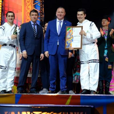 Коллектив АО «Аммоний» стал победителем VIII ежегодного открытого республиканского телевизионного фестиваля творчества работающей молодёжи «Наше время - Безнен заман»
